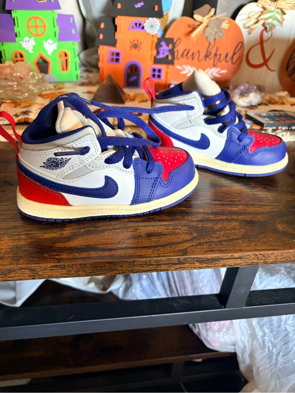 Nike Kids Mid-Top Sneakers in Blue, Red & White